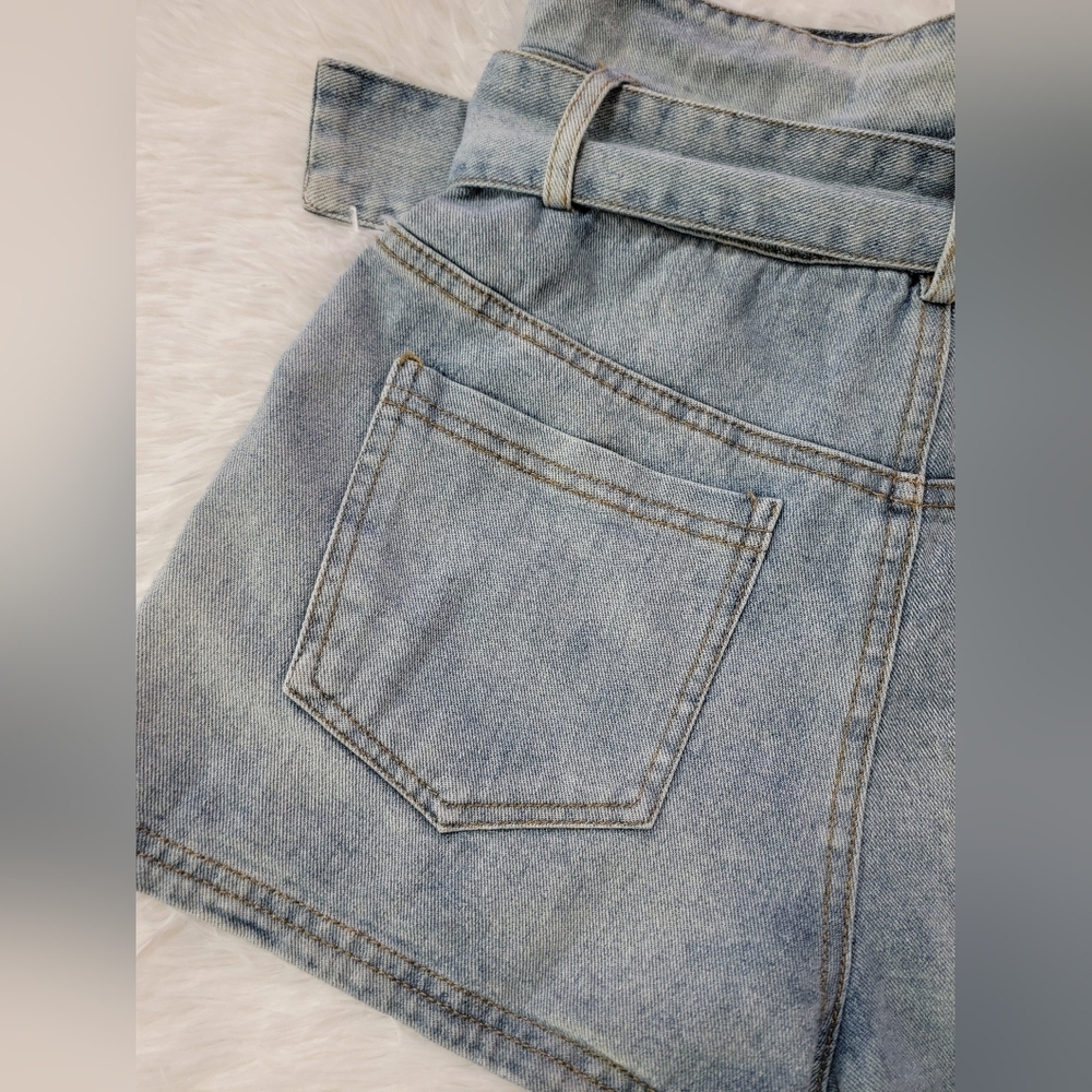 Le Lis 100% Cotton Paper Bag Belt  Light Blue High-Waisted Shorts Size 29 - Picture 7 of 13
